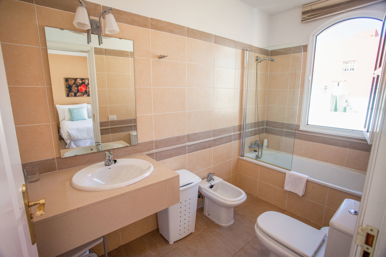 dal travel Coral Los Silos - Your Natural Accommodation Choice