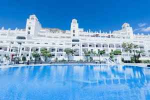 Hotel Hollywood Mirage cazare Los Cristianos