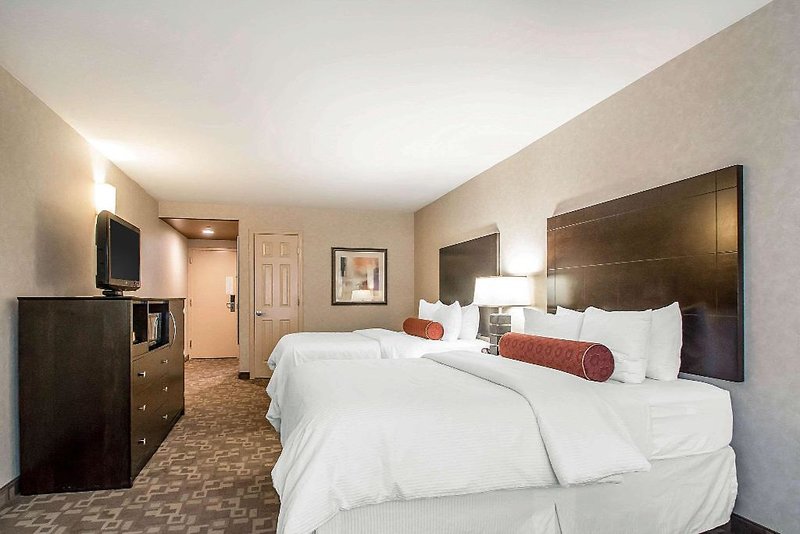 Hotel Clarion Inn Elmhurst