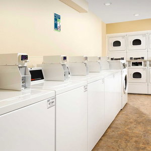 Hotel Woodspring Suites Chicago Romeoville cazare Romeoville