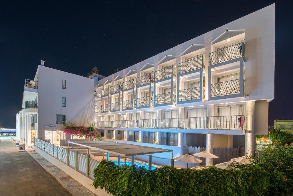 Alia Beach Hotel, Adults 18+ Only