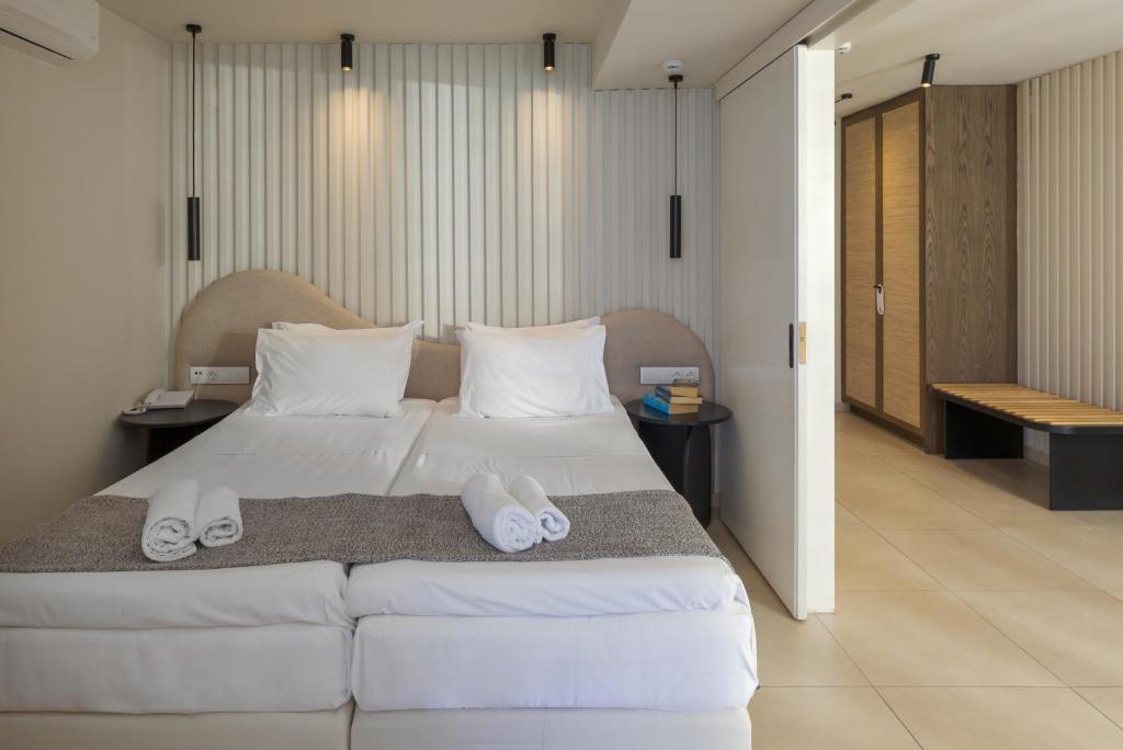 Alia Beach Hotel, Adults 18+ Only