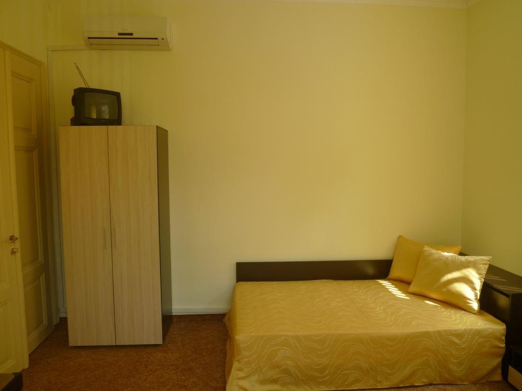 Hotel Hostel Rayska Yabalka