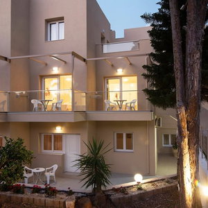 Hotel Blue Sky Apartments cazare Malia