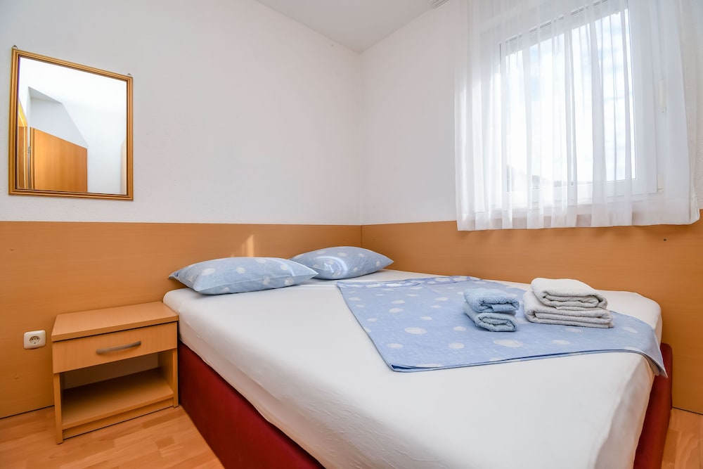 Hotel Apartments Jakov