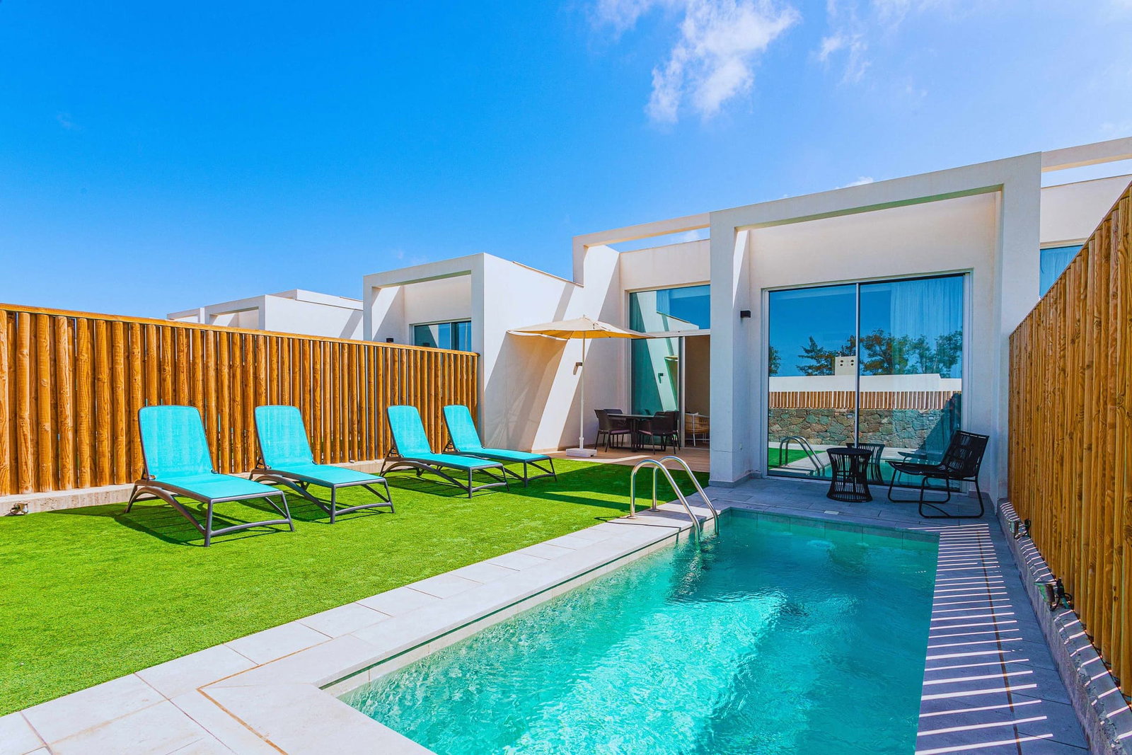 Resort Cordial Santa Águeda & Perchel Beach Club