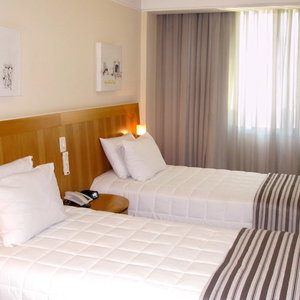 Hotel Belo Horizonte Plaza Lourdes cazare Belo Horizonte