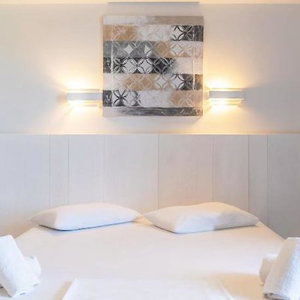 Hotel San Giovanni Luxury Studios cazare Agios Ioannis