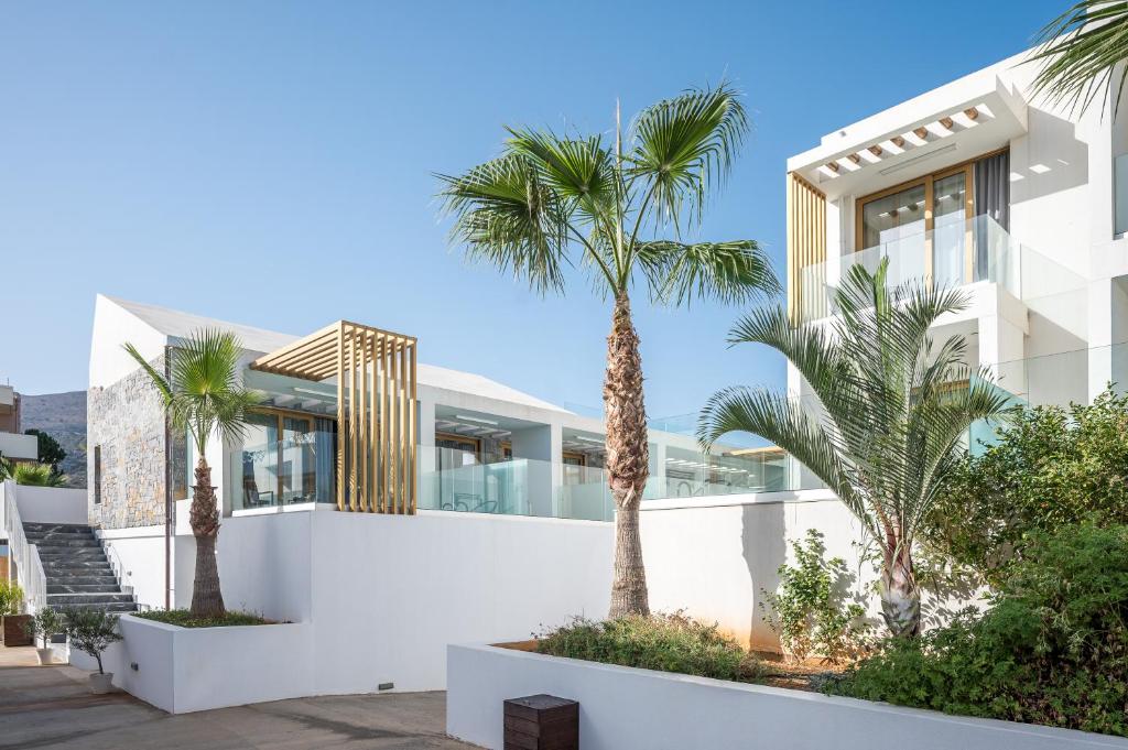 Meropi Hotel And Apartments