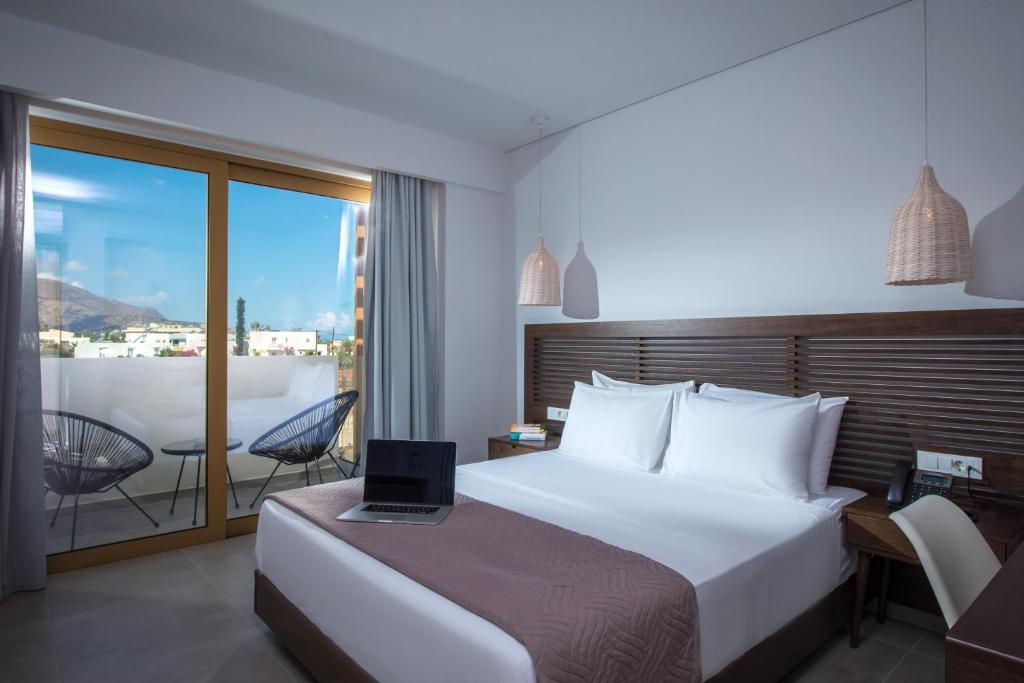 dal travel Meropi Hotel And Apartments