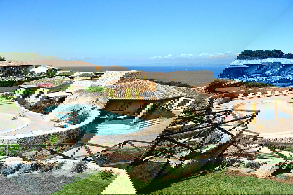 Hotel Punta Falcone Resort