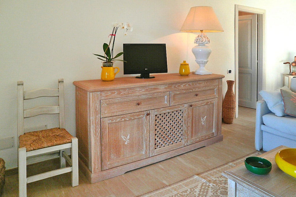Punta Falcone Resort