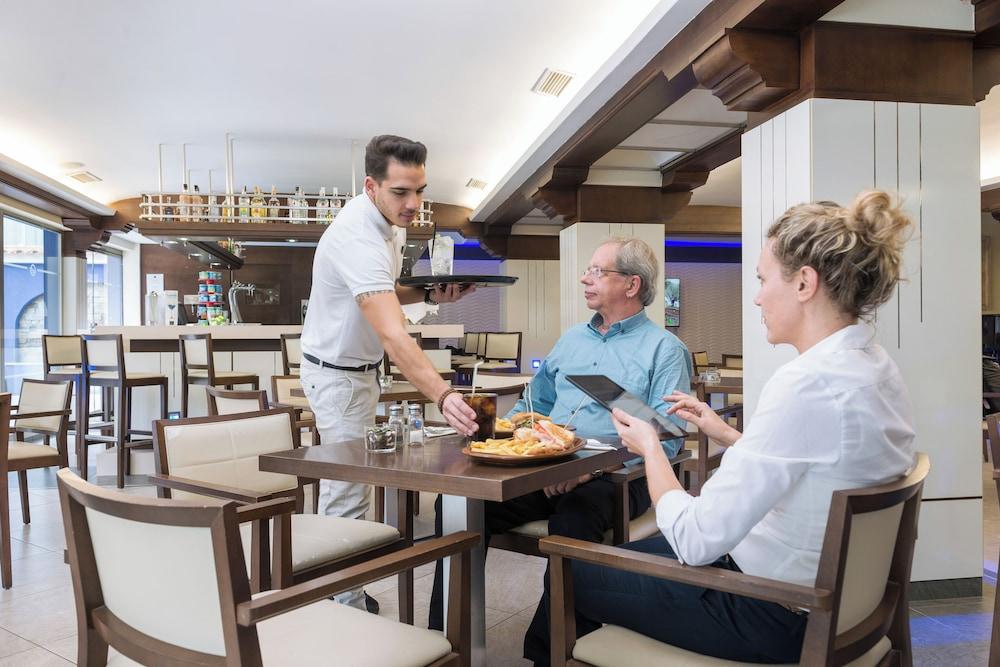 Torre Azul & Spa - Adults Only