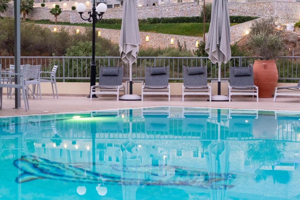 Elpis Studios & Apartments