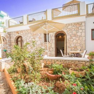 Hotel W Suites by Estia ex Camelot cazare Malia