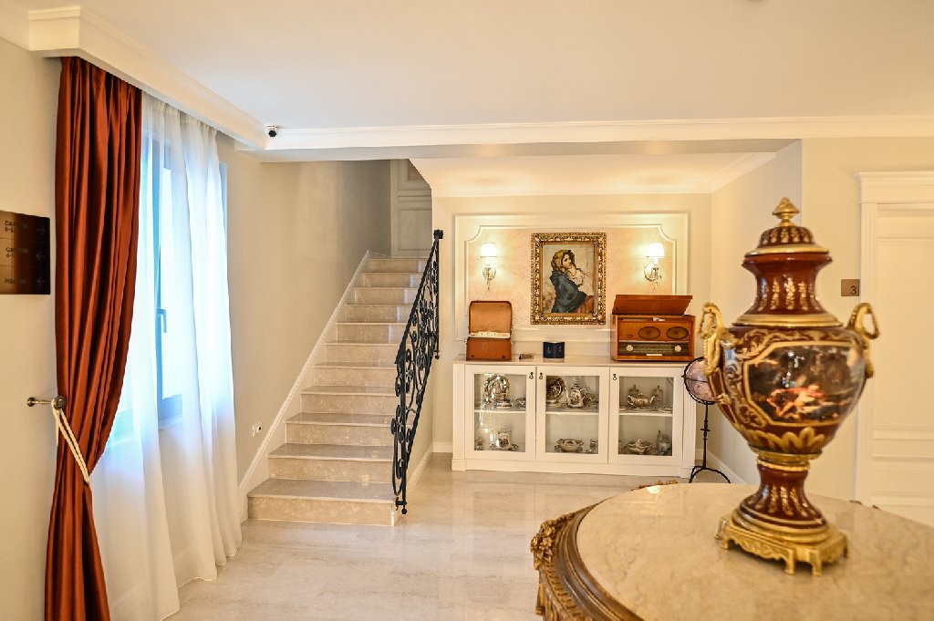 Grant Hotel Boutique - Vila Turistica