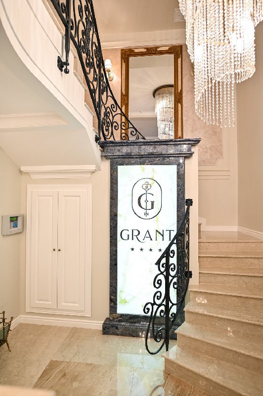 Grant Hotel Boutique - Vila Turistica