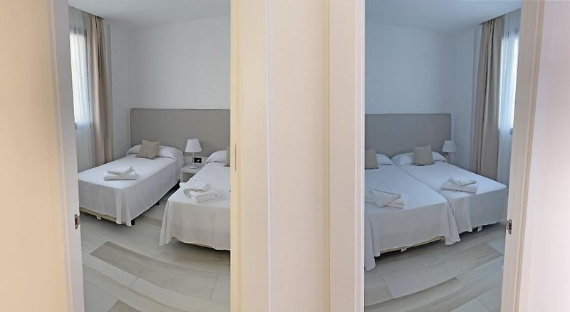 Azahar Beach Apartments