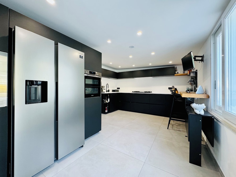 Hotel Yourhome - Ac Luxury House
