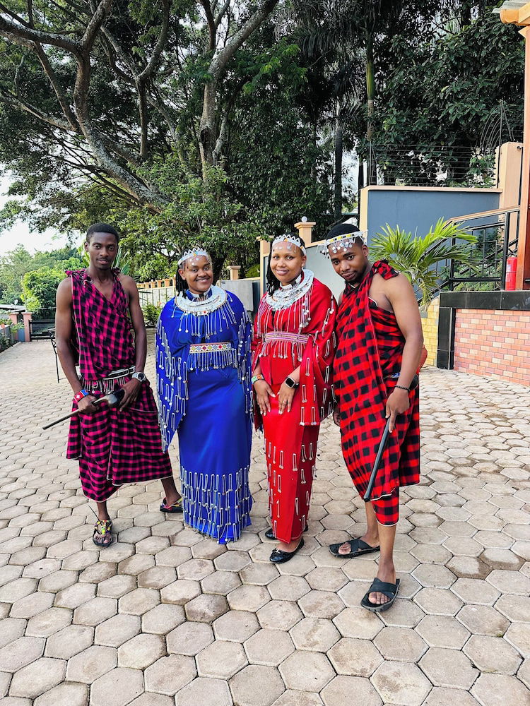 Hotel Green Side Hotel(32Kms From Arusha,Tanzania)