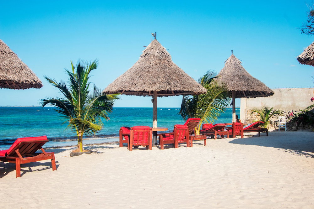 Kijiji Beach Resort