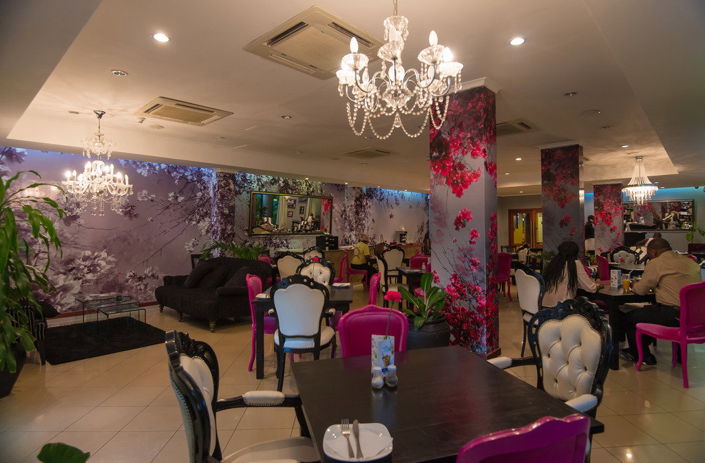Sea Cliff Court Apartments