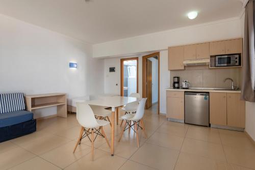 Aegean Blu Hotel & Apartments