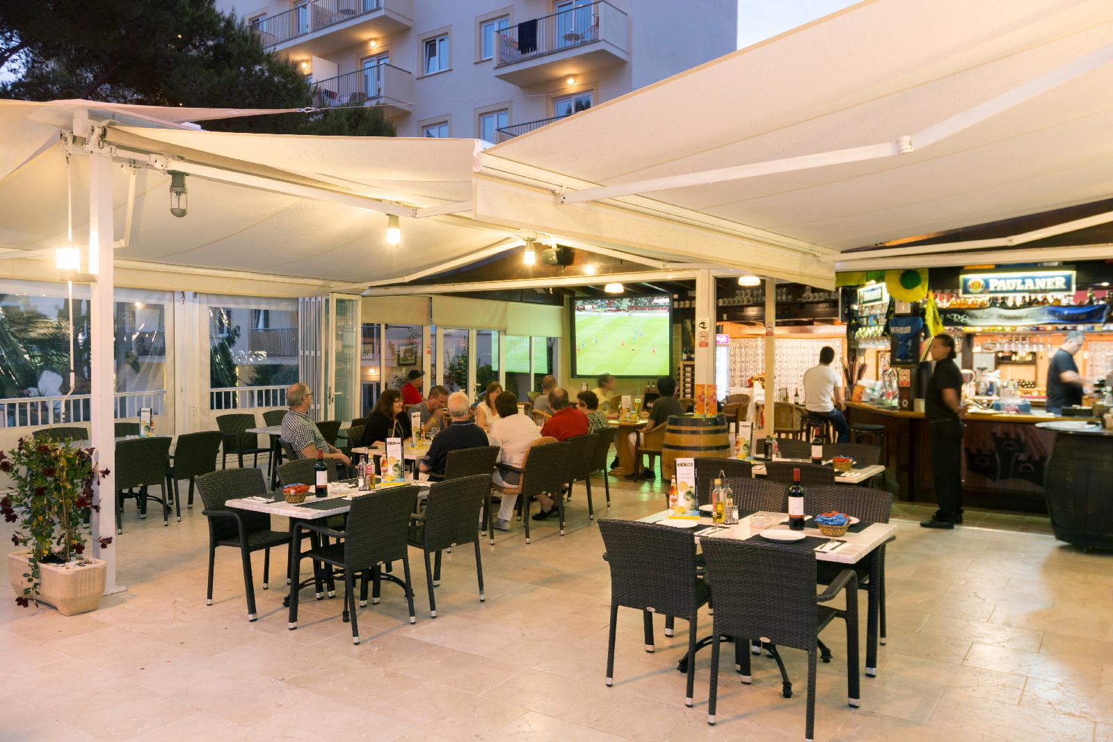 Hotel Cabot Tres Torres