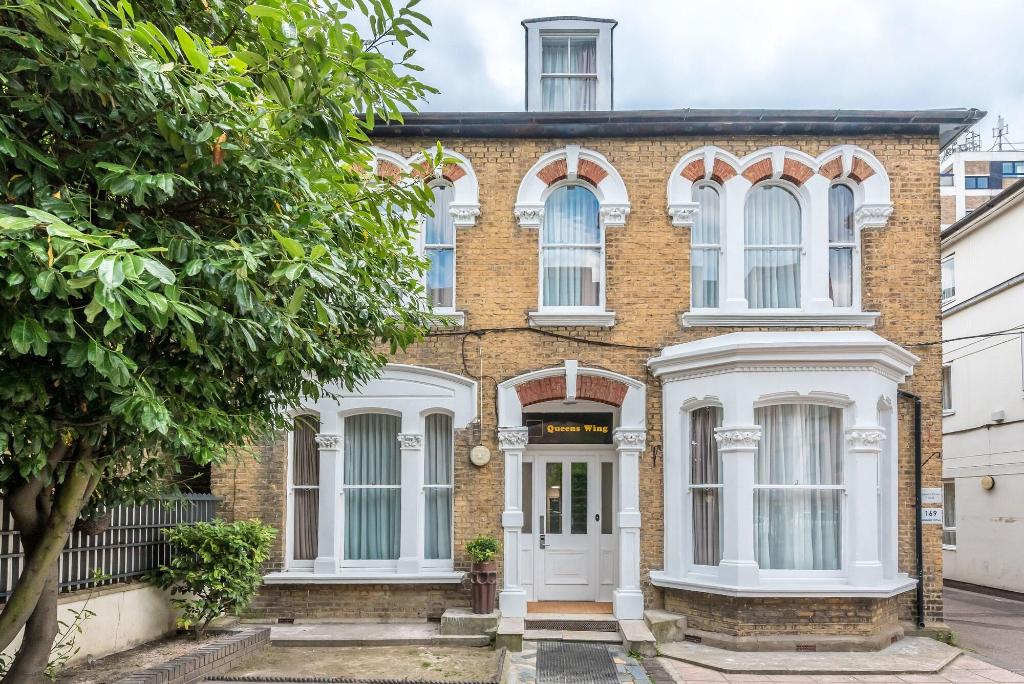 Hotel Number 10 Hotel