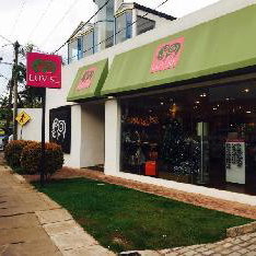 Hotel Oasis Skybeach Hostel Negombo cazare Sri Lanka