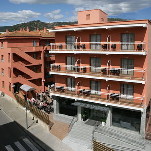 Sejur Tossa Center vacanta Tossa del Mar