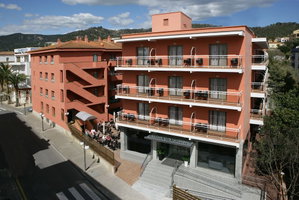 Hotel Tossa Center cazare Tossa del Mar