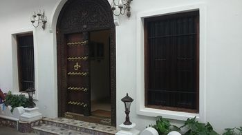 Hotel Tausi Palace Hotel