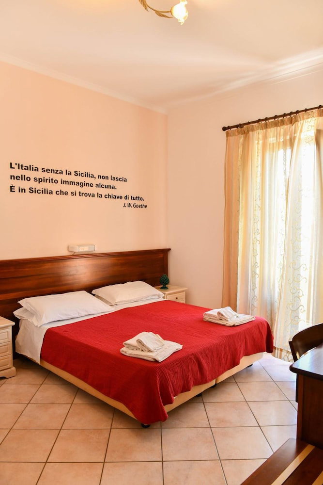 Mamamia Guesthouse