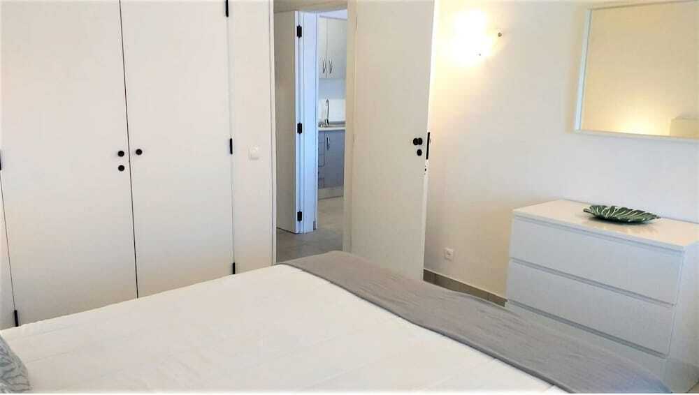 Hotel T1 Torre 20 17G Fant Stico 80M Praia 4 Pessoas