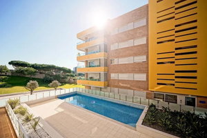 Hotel T1 Varandas Forte Piscina Ar Cond Garagem cazare Quarteira