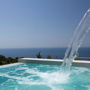 Hotel Acquaterra cazare Tsoukaladhes
