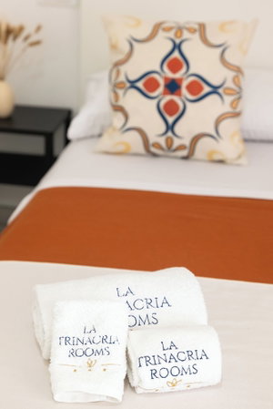 Hotel La Trinacria Rooms cazare Trapani
