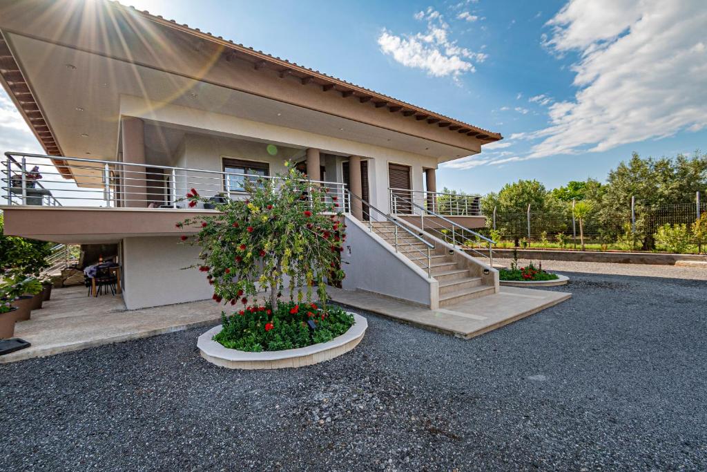 Hotel Villa George by RentalsPro Services