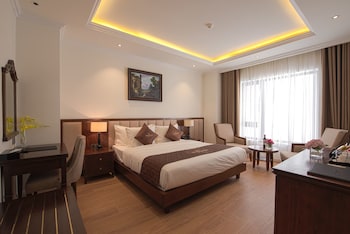 Hotel Monarque Hotel