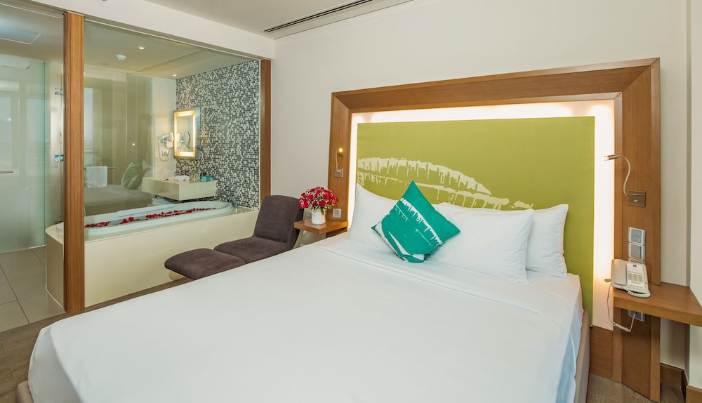 Novotel Danang Premier Han River
