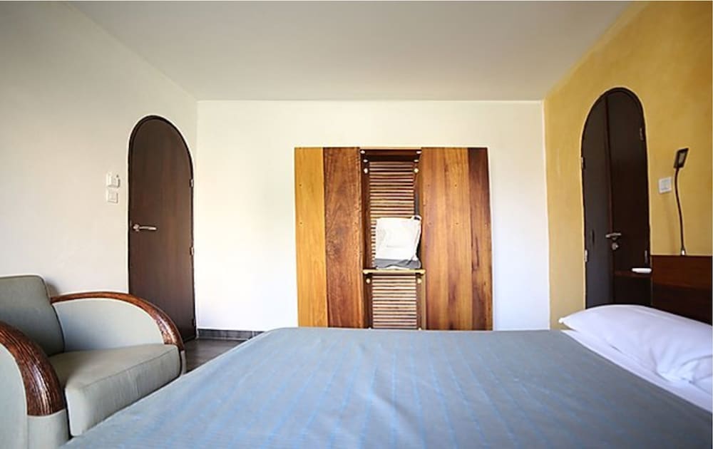 Hotel Djoloff