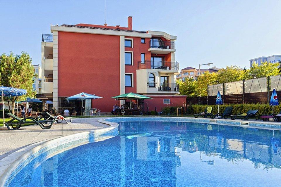 Forum Apartment