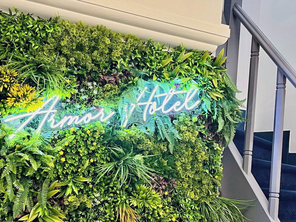 Armor Hotel