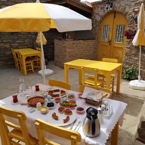 Hotel Sari Keçi̇ Taş Otel cazare Gokceada