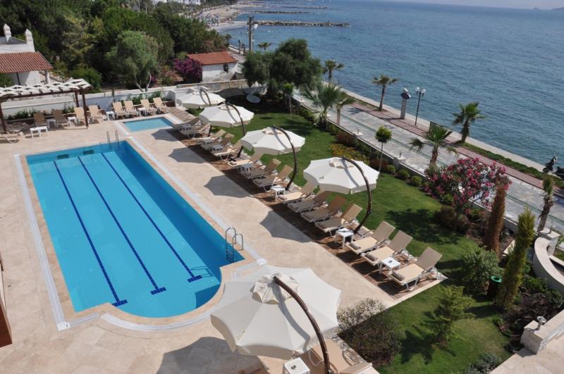 Hotel Turiya Hotel & Spa