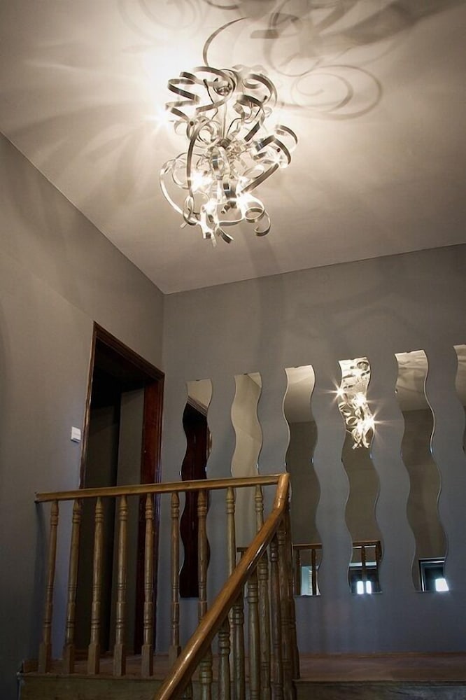 Hotel B&B 4.Couples & 4.Friends Hostel