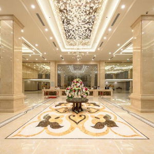 Hotel Melia Vinpearl Danang Riverfront cazare Da Nang