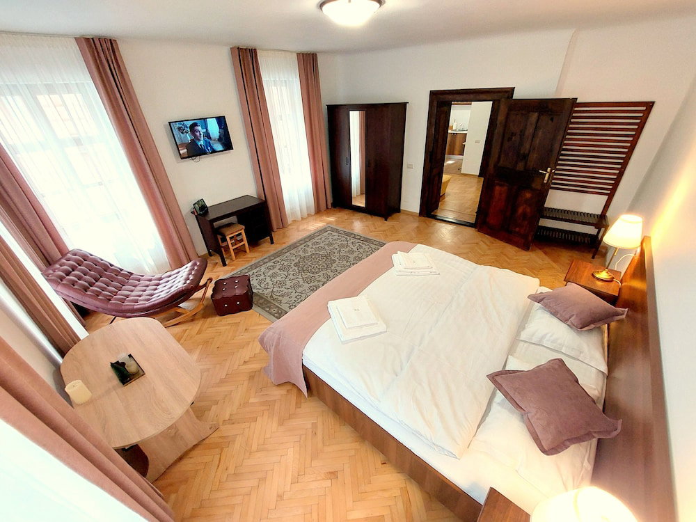 Hotel Casa Roth Apartments