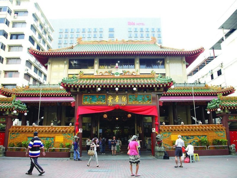 Hotel Village Hotel Albert Court